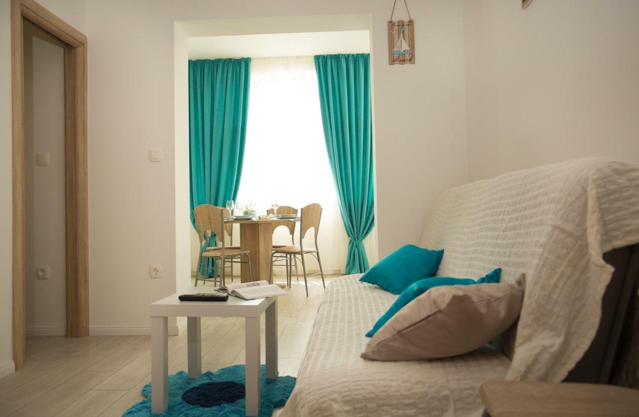 Apartments Kampanel Kastela Bagian luar foto