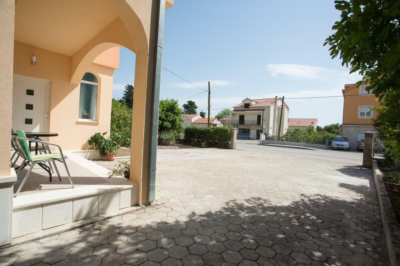 Apartments Kampanel Kastela Bagian luar foto