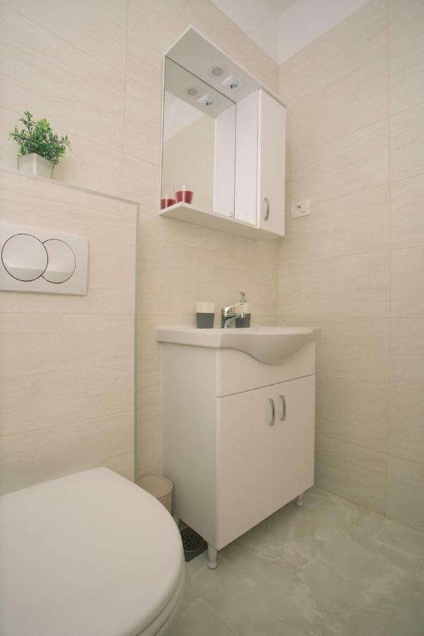 Apartments Kampanel Kastela Bagian luar foto