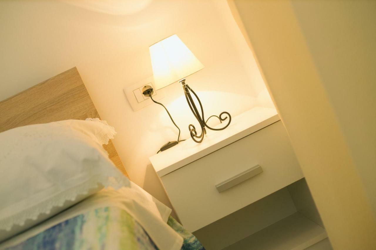 Apartments Kampanel Kastela Bagian luar foto