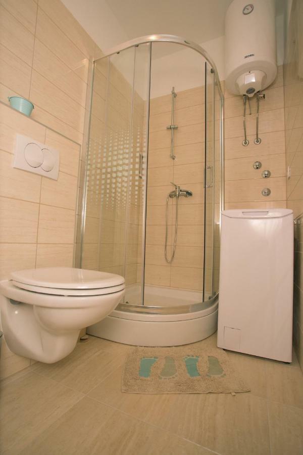 Apartments Kampanel Kastela Bagian luar foto