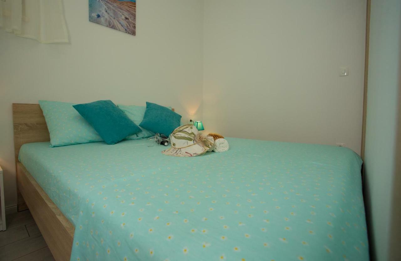 Apartments Kampanel Kastela Bagian luar foto